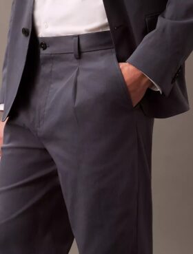 Packbare, konisch zulaufende Tech-Hose Packbare, konisch zulaufende Tech-Hose