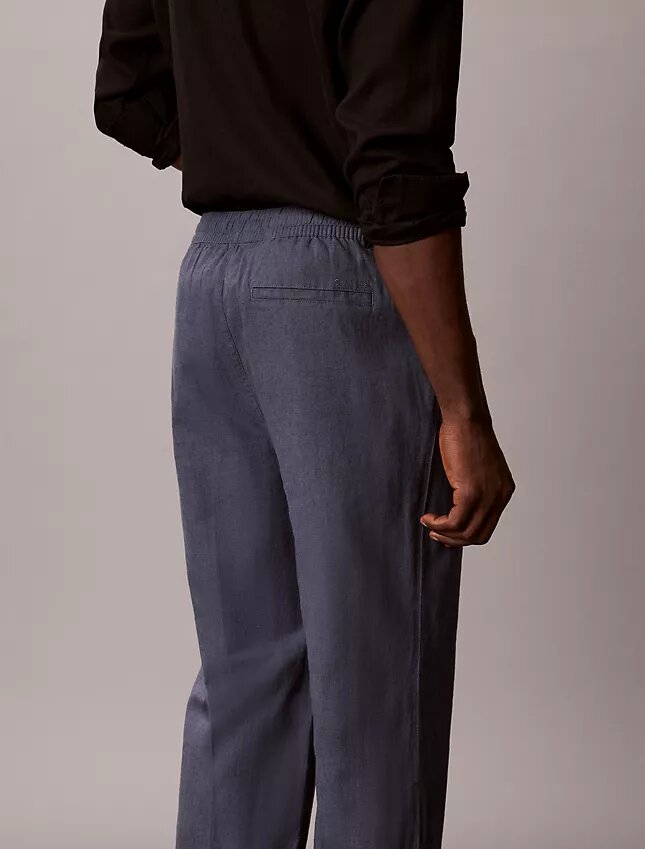 Plissierte Pull-On-Hose aus Leinenmischung Plissierte Pull-On-Hose aus Leinenmischung