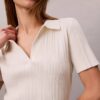 Polo-T-Shirt aus glatter Baumwollrippe Polo-T-Shirt aus glatter Baumwollrippe