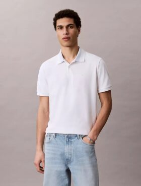Polohemd mit Piqué-Kragen im Colorblock-Design