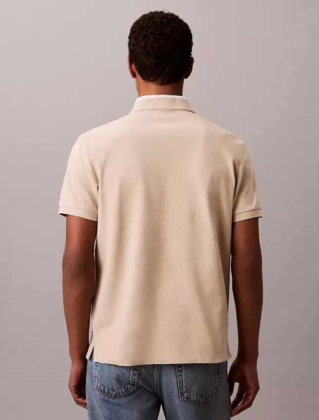 Polohemd mit Piqué-Kragen im Colorblock-Design Polohemd mit Piqué-Kragen im Colorblock-Design