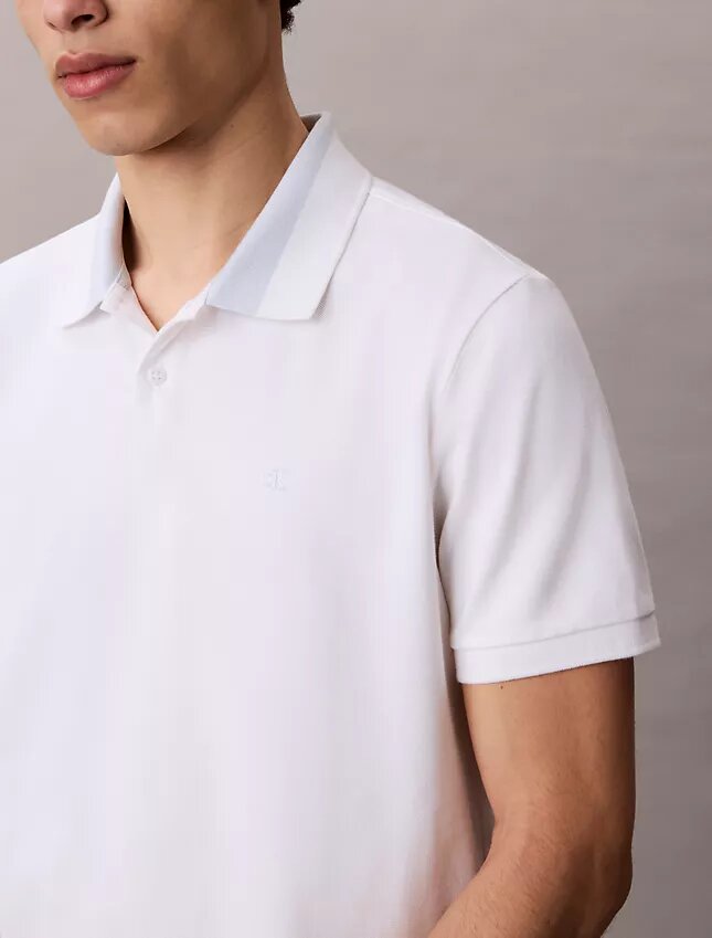 Polohemd mit Piqué-Kragen im Colorblock-Design Polohemd mit Piqué-Kragen im Colorblock-Design