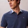 Polohemd mit Piqué-Kragen im Colorblock-Design Polohemd mit Piqué-Kragen im Colorblock-Design