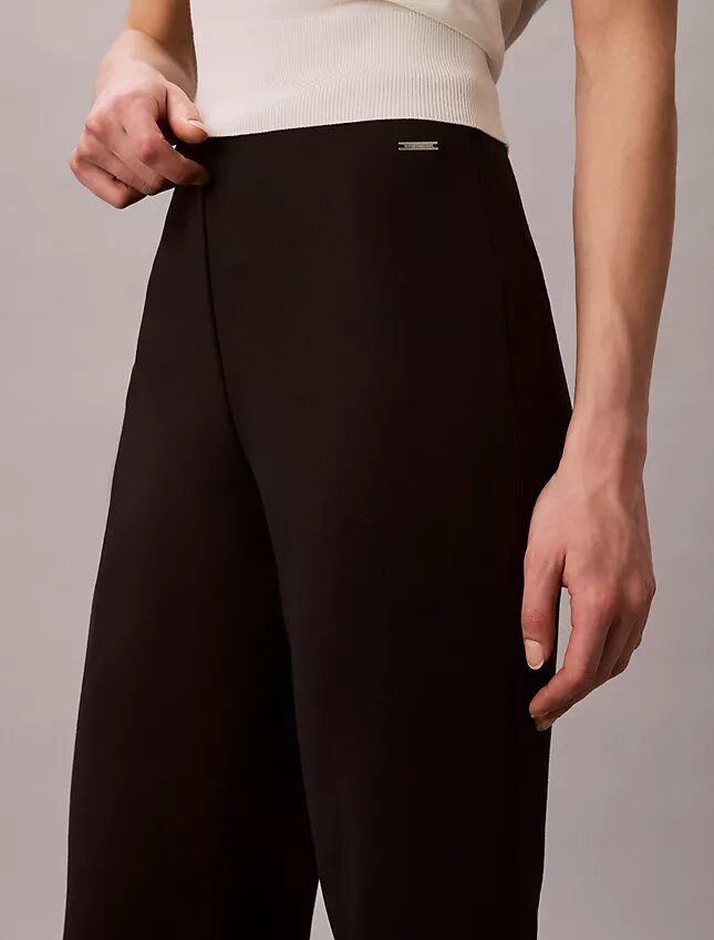 Ponte-Hose, kurz, ausgestellt Ponte-Hose, kurz, ausgestellt