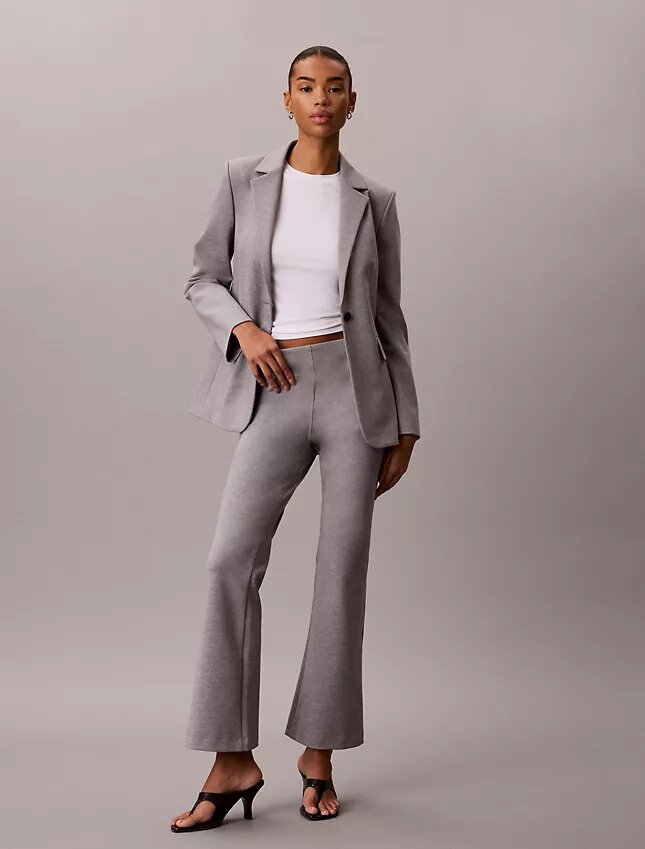 Ponte-Hose mit ausgestelltem Bein Ponte-Hose mit ausgestelltem Bein