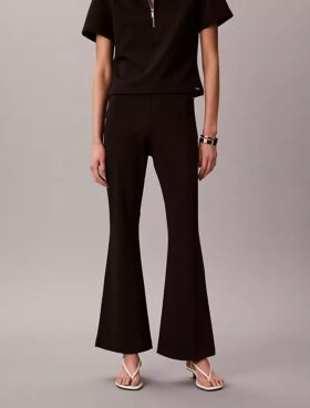 Ponte-Hose mit ausgestelltem Bein