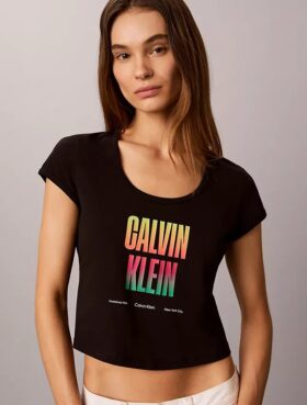 Pride Slim Scoopneck T-Shirt