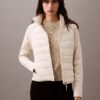 Pufferjacke aus verschiedenen Materialien Pufferjacke aus verschiedenen Materialien