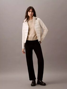 Pufferjacke aus verschiedenen Materialien