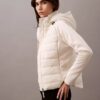 Pufferjacke aus verschiedenen Materialien Pufferjacke aus verschiedenen Materialien