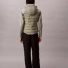Pufferjacke aus verschiedenen Materialien Pufferjacke aus verschiedenen Materialien