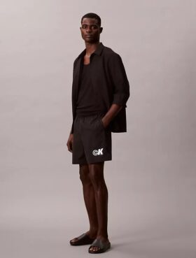 Pull-On-Shorts mit Monogram-Grafik