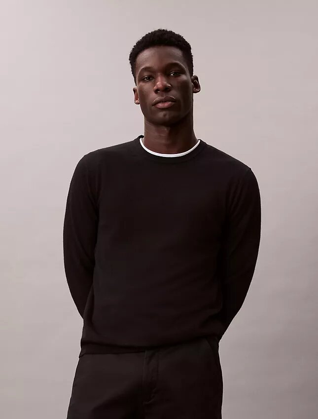 Pullover mit Rundhalsausschnitt aus extrafeiner Merinomischung Pullover mit Rundhalsausschnitt aus extrafeiner Merinomischung