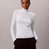 Pullover mit Stehkragen aus Viskosemischung Pullover mit Stehkragen aus Viskosemischung