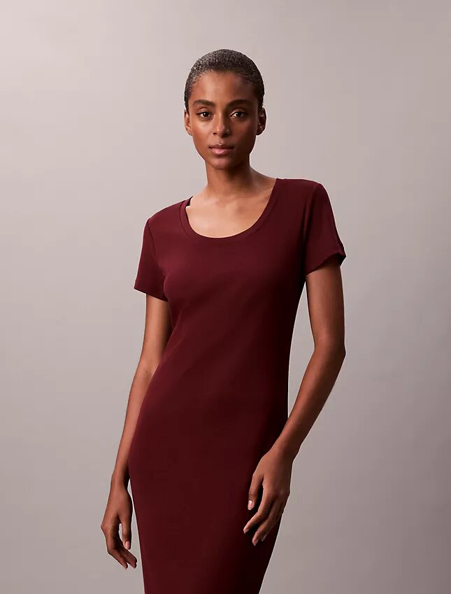Raffiniertes Midi-Kleid aus Baumwolle Raffiniertes Midi-Kleid aus Baumwolle