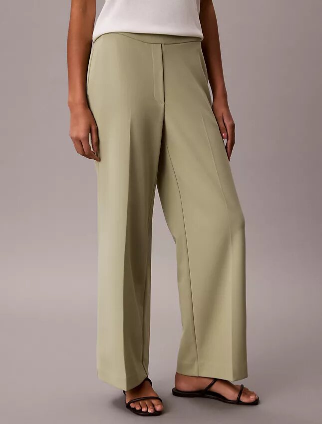 Reisehose aus Stretch-Crêpe Reisehose aus Stretch-Crêpe