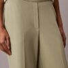Reisehose aus Stretch-Crêpe Reisehose aus Stretch-Crêpe