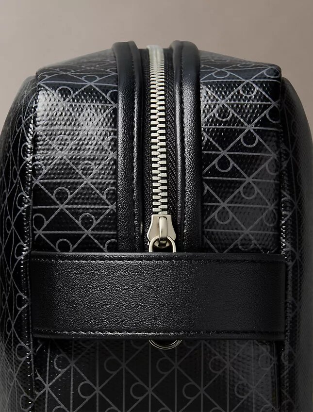 Reisetasche mit durchgehendem Emblem-Logo Reisetasche mit durchgehendem Emblem-Logo