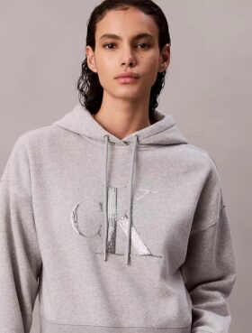 Relaxed-Hoodie mit Pailletten-Monogramm aus Fleece