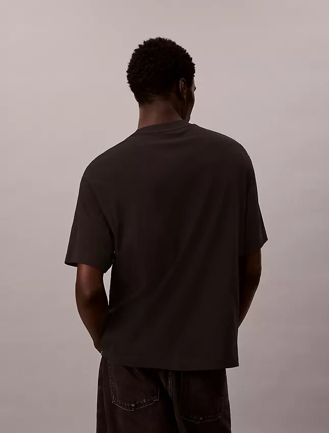 Relaxed T-Shirt mit Micro Logo-Grafik Relaxed T-Shirt mit Micro Logo-Grafik
