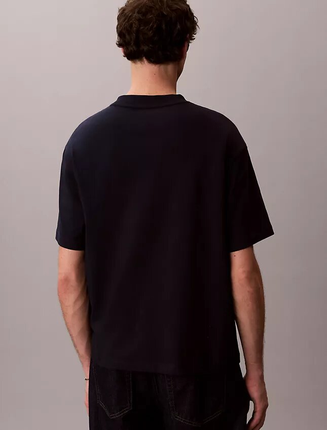 Relaxed T-Shirt mit Micro Logo-Grafik Relaxed T-Shirt mit Micro Logo-Grafik