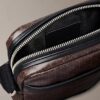 Reporter-Tasche mit durchgehendem Emblem-Logo Reporter-Tasche mit durchgehendem Emblem-Logo