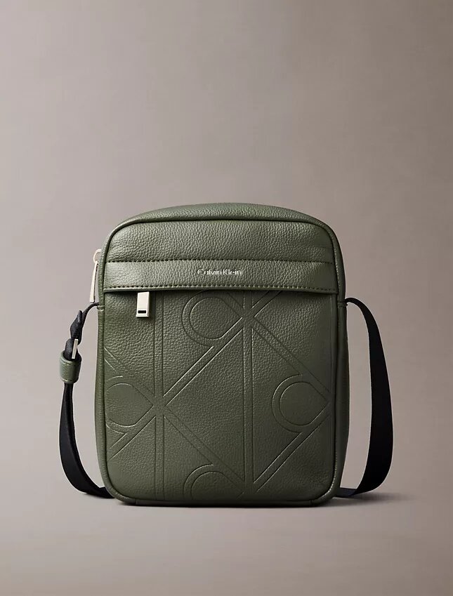 Reporter-Tasche mit durchgängigem geprägten Emblem-Logo Reporter-Tasche mit durchgängigem geprägten Emblem-Logo