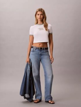 Ringer-T-Shirt mit Logo-Grafik