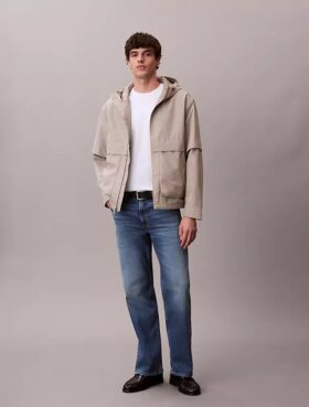 Ripstop-Windjacke mit Kapuze Ripstop-Windjacke mit Kapuze
