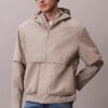 Ripstop-Windjacke mit Kapuze Ripstop-Windjacke mit Kapuze