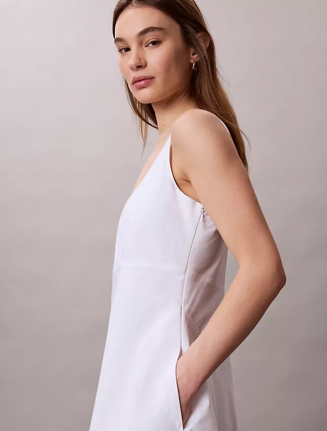 Ärmelloses Midikleid aus Baumwollpopeline Ärmelloses Midikleid aus Baumwollpopeline