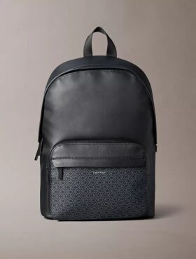 Rucksack mit durchgehendem Monogram-Logo