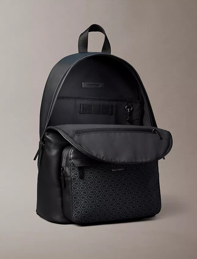 Rucksack mit durchgehendem Monogram-Logo Rucksack mit durchgehendem Monogram-Logo