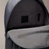 Runder Rucksack mit erhabenem Logo Runder Rucksack mit erhabenem Logo