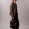 Runder Rucksack mit erhabenem Logo Runder Rucksack mit erhabenem Logo