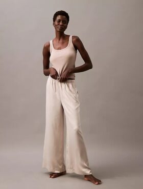 Satin-Hose mit weitem Bein