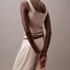 Satin-Hose mit weitem Bein Satin-Hose mit weitem Bein