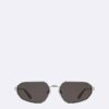 Schlanke Sonnenbrille aus Metall in modifizierter Rechteckform