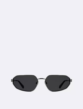 Schlanke Sonnenbrille aus Metall in modifizierter Rechteckform Schlanke Sonnenbrille aus Metall in modifizierter Rechteckform