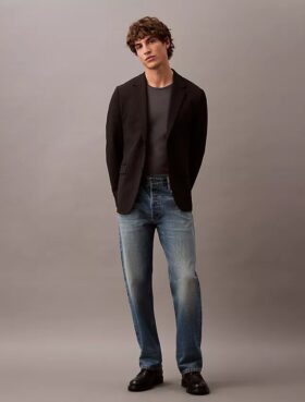 Schmal geschnittener Blazer aus Wollgabardine Schmal geschnittener Blazer aus Wollgabardine