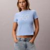 Schmal geschnittenes T-Shirt mit gestuftem Logo-Print Schmal geschnittenes T-Shirt mit gestuftem Logo-Print