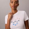 Schmal geschnittenes T-Shirt mit gestuftem Logo-Print
