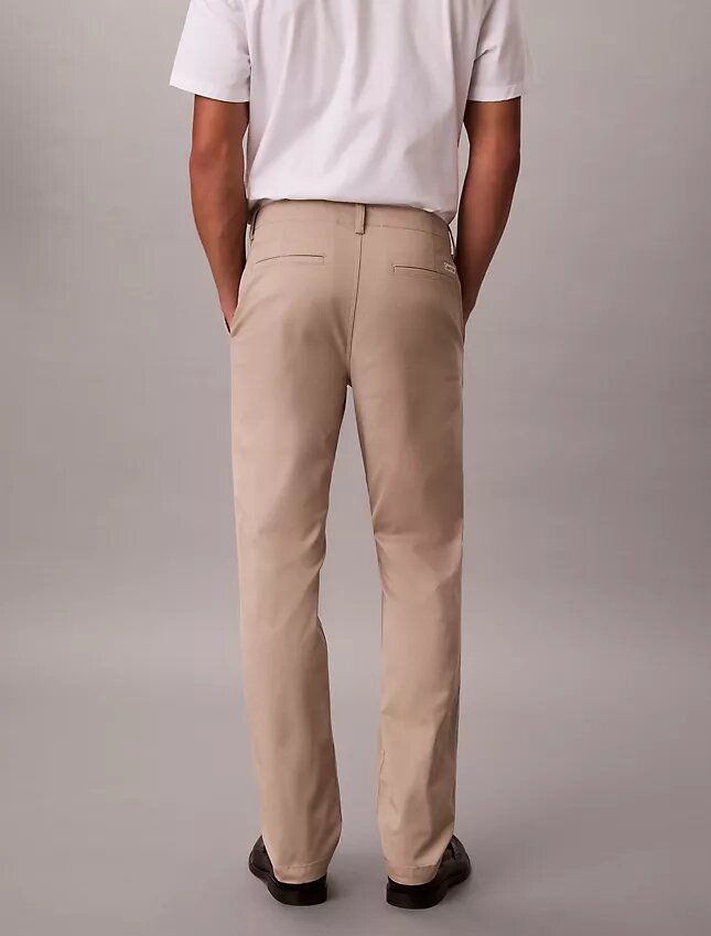 Schmale Chino-Hose aus Baumwolle Schmale Chino-Hose aus Baumwolle