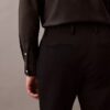 Schmale Hose aus Wollgabardine Schmale Hose aus Wollgabardine