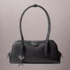 Schultertasche mit Emblem-Logo Schultertasche mit Emblem-Logo