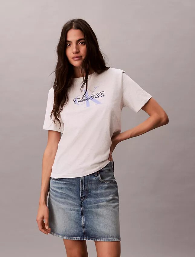 Script Monologo Grafik Classic T-Shirt Script Monologo Grafik Classic T-Shirt