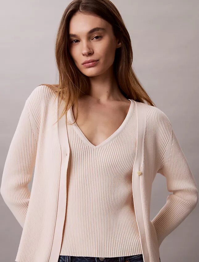 Set aus Baumwoll-Ripp-Strickjacke und Tanktop Set aus Baumwoll-Ripp-Strickjacke und Tanktop