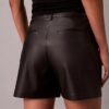 Shorts aus Kunstleder