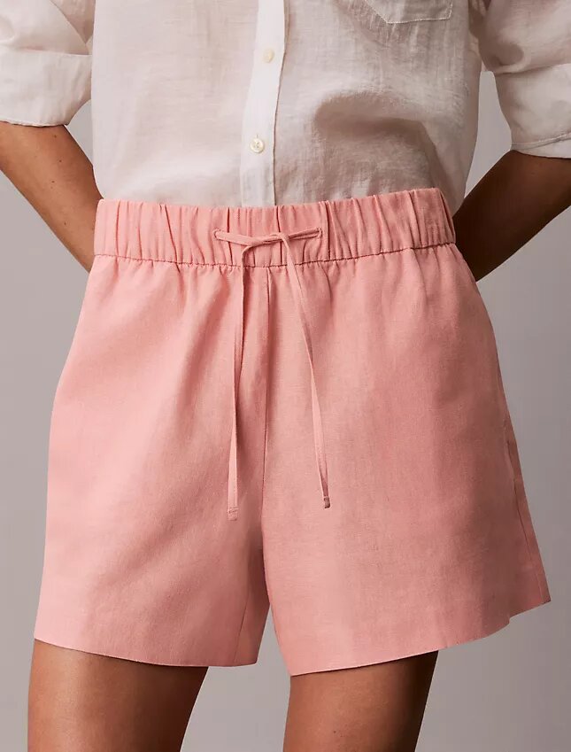 Shorts aus Leinen und Baumwolle Shorts aus Leinen und Baumwolle
