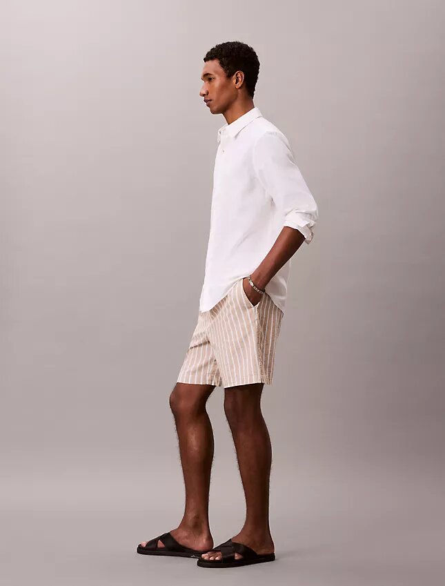 Shorts aus Leinenmischung mit Streifen Shorts aus Leinenmischung mit Streifen